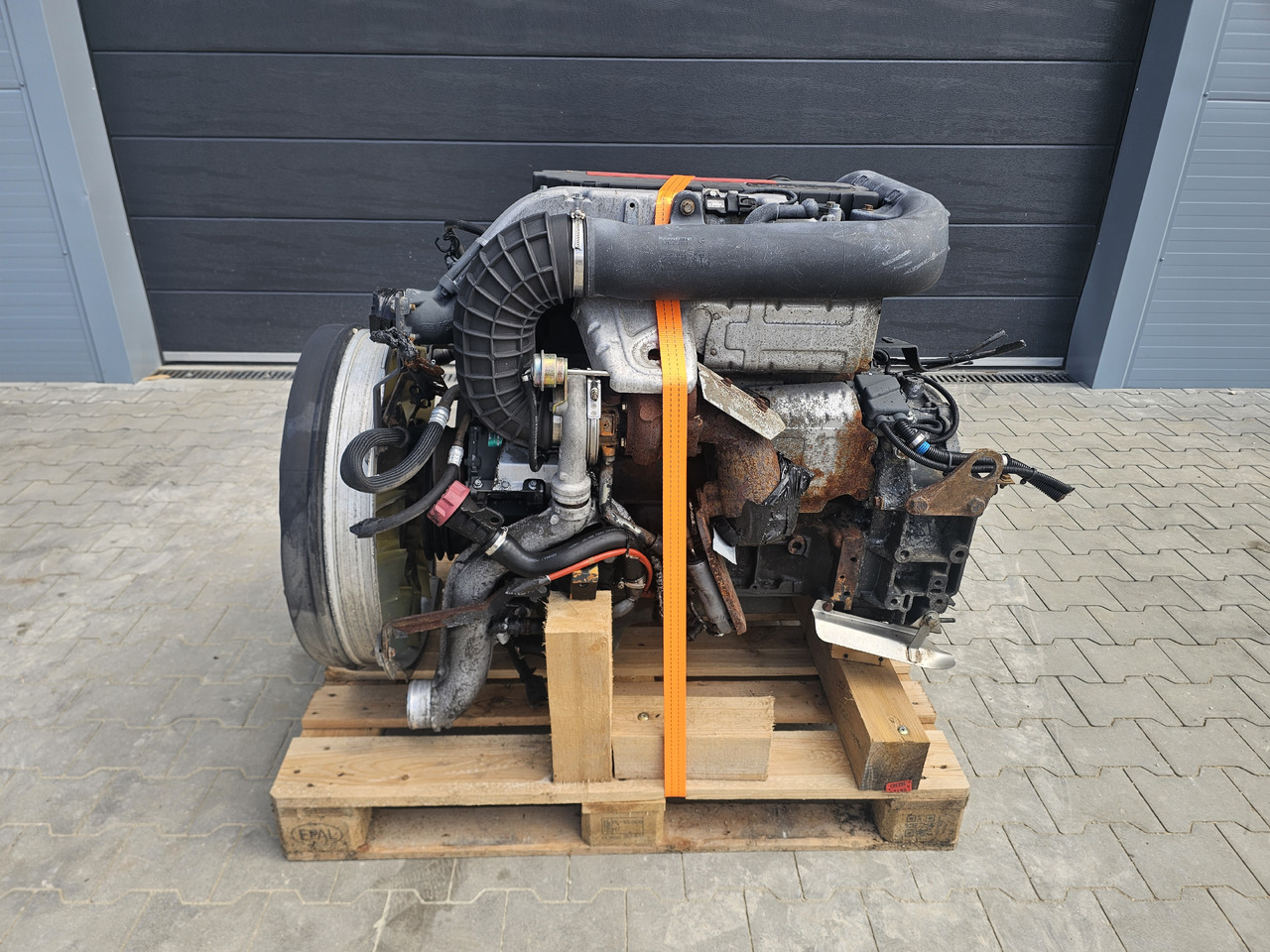RENAULT ENGINE DXI5 / 158KW 215KM / EURO4 EURO5 / COMPLETE ENGINE / WORLDLINE DELIVERY - Moottori: kuva RENAULT ENGINE DXI5 / 158KW 215KM / EURO4 EURO5 / COMPLETE ENGINE / WORLDLINE DELIVERY - Moottori RENAULT ENGINE DXI5 / 158KW 215KM / EURO4 EURO5 / COMPLETE ENGINE / WORLDLINE DELIVERY - Moottori: kuva RENAULT ENGINE DXI5 / 158KW 215KM / EURO4 EURO5 / COMPLETE ENGINE / WORLDLINE DELIVERY - Moottori