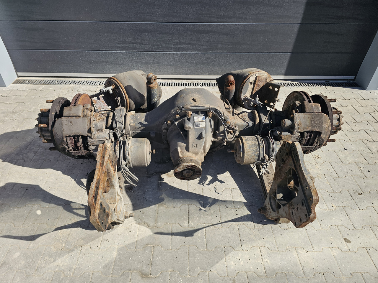 RENAULT P13170 MS17X / RSS1344C / RATIO: 2.64 / 20837741 20836794 - Taka-akseli: kuva RENAULT P13170 MS17X / RSS1344C / RATIO: 2.64 / 20837741 20836794 - Taka-akseli RENAULT P13170 MS17X / RSS1344C / RATIO: 2.64 / 20837741 20836794 - Taka-akseli: kuva RENAULT P13170 MS17X / RSS1344C / RATIO: 2.64 / 20837741 20836794 - Taka-akseli