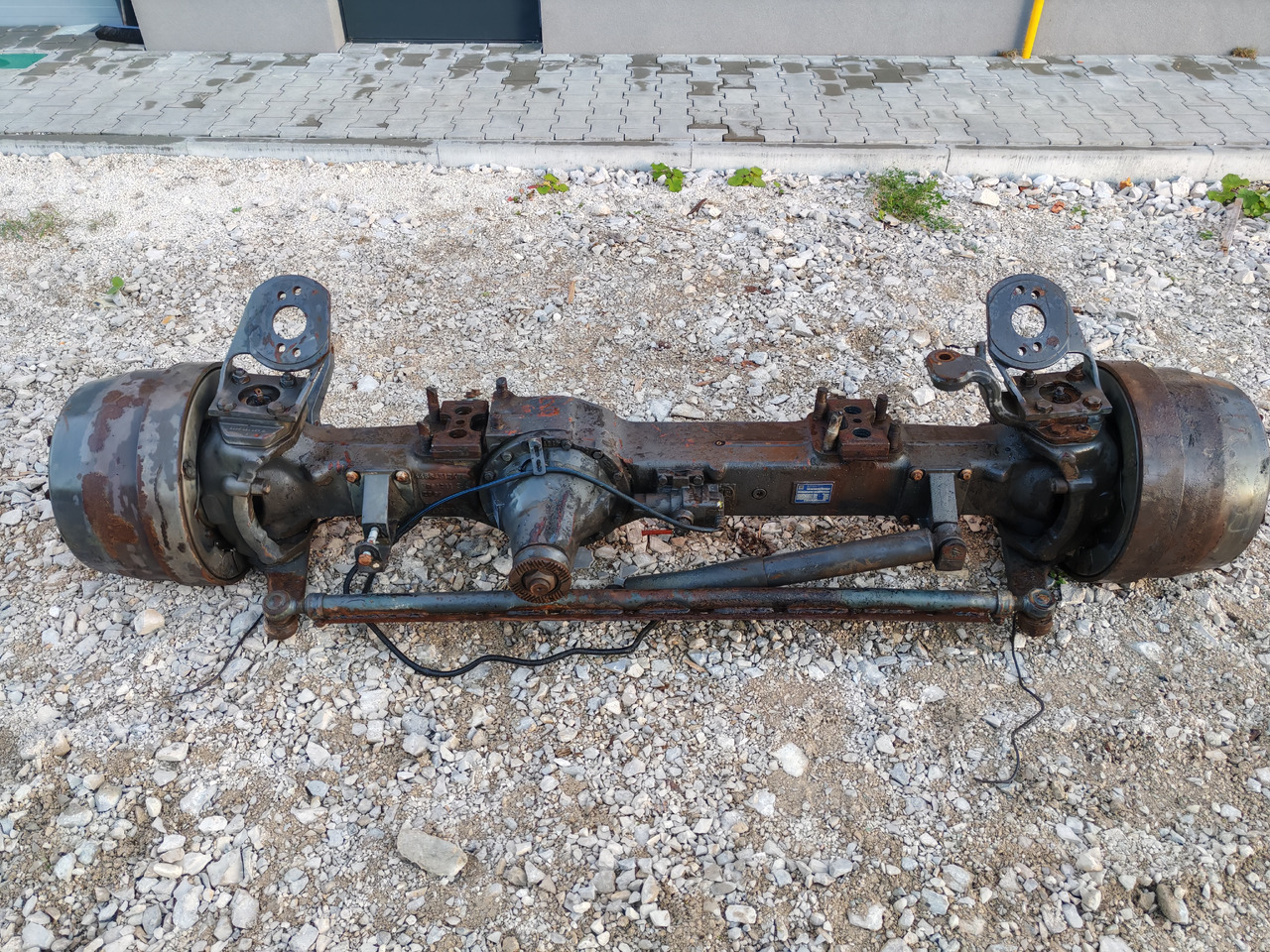 VOLVO FH FM FMX / FRONT DRIVE AXLE 4X4 6X6 / APL-9000 / RATIO: 6.89/2.07 - Etuakseli: kuva VOLVO FH FM FMX / FRONT DRIVE AXLE 4X4 6X6 / APL-9000 / RATIO: 6.89/2.07 - Etuakseli VOLVO FH FM FMX / FRONT DRIVE AXLE 4X4 6X6 / APL-9000 / RATIO: 6.89/2.07 - Etuakseli: kuva VOLVO FH FM FMX / FRONT DRIVE AXLE 4X4 6X6 / APL-9000 / RATIO: 6.89/2.07 - Etuakseli