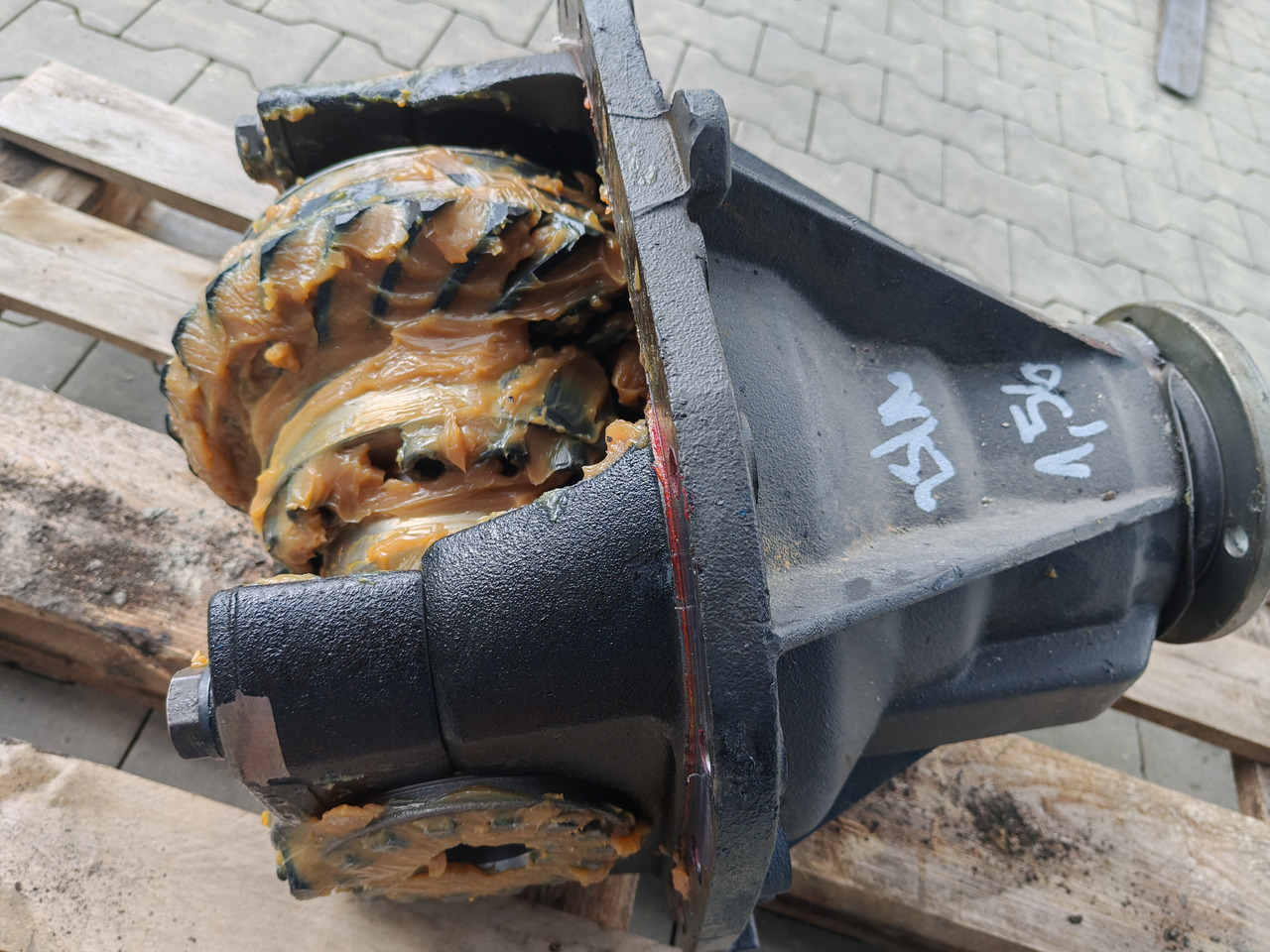 VOLVO RTH2610B / DS70H / RATIO: 1.56 16x25 / DIFFERENTIAL / NEW - Taka-akseli: kuva VOLVO RTH2610B / DS70H / RATIO: 1.56 16x25 / DIFFERENTIAL / NEW - Taka-akseli VOLVO RTH2610B / DS70H / RATIO: 1.56 16x25 / DIFFERENTIAL / NEW - Taka-akseli: kuva VOLVO RTH2610B / DS70H / RATIO: 1.56 16x25 / DIFFERENTIAL / NEW - Taka-akseli