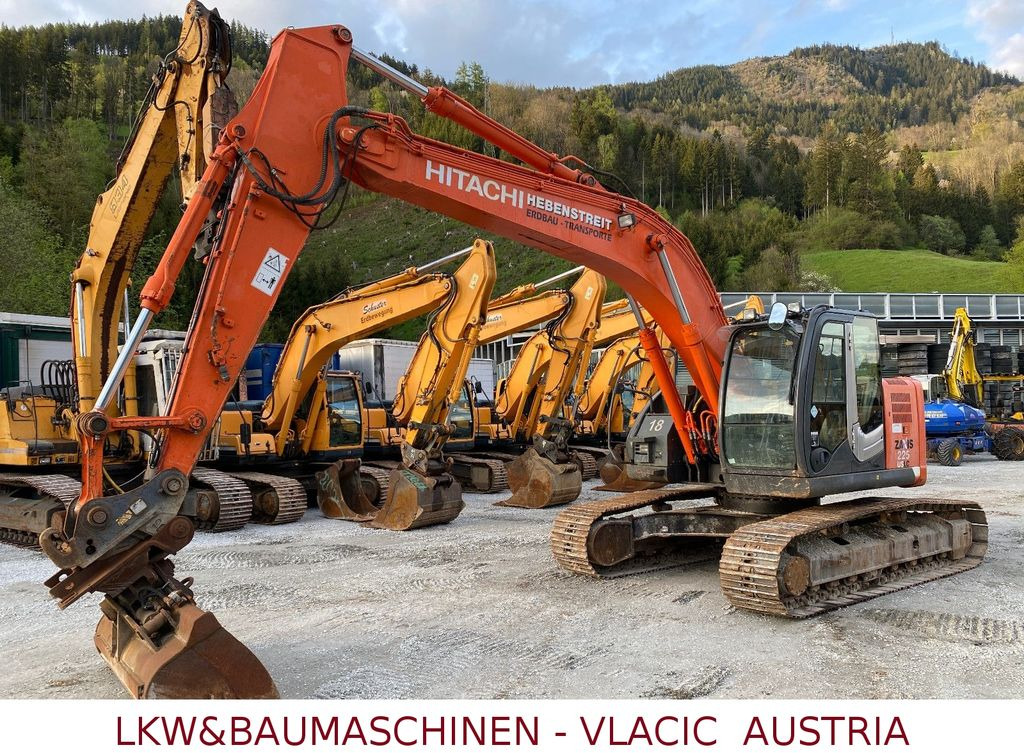 Hitachi ZX 225 USLC-3 - Telakaivukone: kuva Hitachi ZX 225 USLC-3 - Telakaivukone Hitachi ZX 225 USLC-3 - Telakaivukone: kuva Hitachi ZX 225 USLC-3 - Telakaivukone