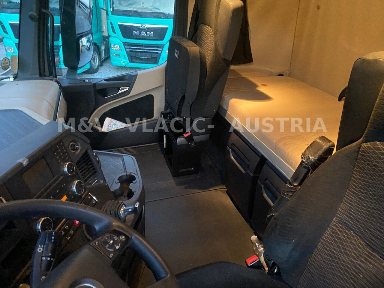 Mercedes-Benz 2542 - Konttialus/ Vaihtokuormatilat kuorma-auto: kuva  Mercedes-Benz 2542 - Konttialus/ Vaihtokuormatilat kuorma-auto Mercedes-Benz 2542 - Konttialus/ Vaihtokuormatilat kuorma-auto: kuva  Mercedes-Benz 2542 - Konttialus/ Vaihtokuormatilat kuorma-auto