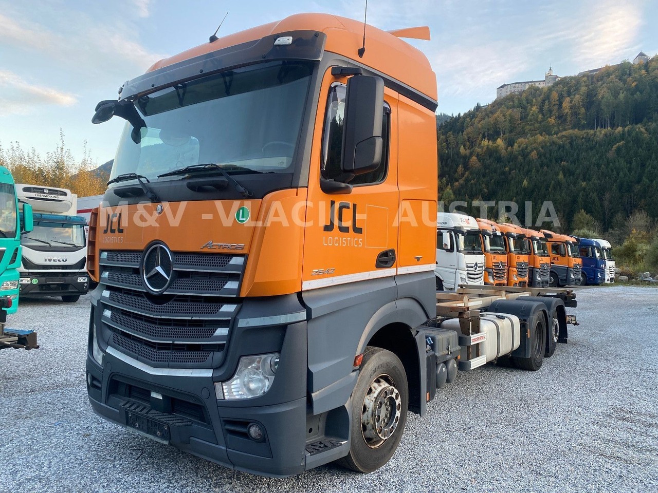 Mercedes-Benz 2542 - Konttialus/ Vaihtokuormatilat kuorma-auto: kuva  Mercedes-Benz 2542 - Konttialus/ Vaihtokuormatilat kuorma-auto Mercedes-Benz 2542 - Konttialus/ Vaihtokuormatilat kuorma-auto: kuva  Mercedes-Benz 2542 - Konttialus/ Vaihtokuormatilat kuorma-auto