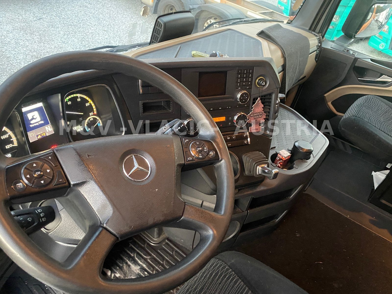 Mercedes-Benz 2542 - Konttialus/ Vaihtokuormatilat kuorma-auto: kuva  Mercedes-Benz 2542 - Konttialus/ Vaihtokuormatilat kuorma-auto Mercedes-Benz 2542 - Konttialus/ Vaihtokuormatilat kuorma-auto: kuva  Mercedes-Benz 2542 - Konttialus/ Vaihtokuormatilat kuorma-auto