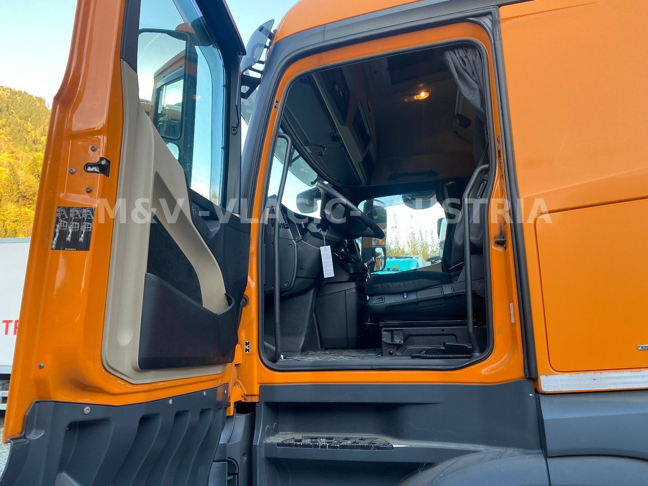 Mercedes-Benz 2542 - Konttialus/ Vaihtokuormatilat kuorma-auto: kuva  Mercedes-Benz 2542 - Konttialus/ Vaihtokuormatilat kuorma-auto Mercedes-Benz 2542 - Konttialus/ Vaihtokuormatilat kuorma-auto: kuva  Mercedes-Benz 2542 - Konttialus/ Vaihtokuormatilat kuorma-auto