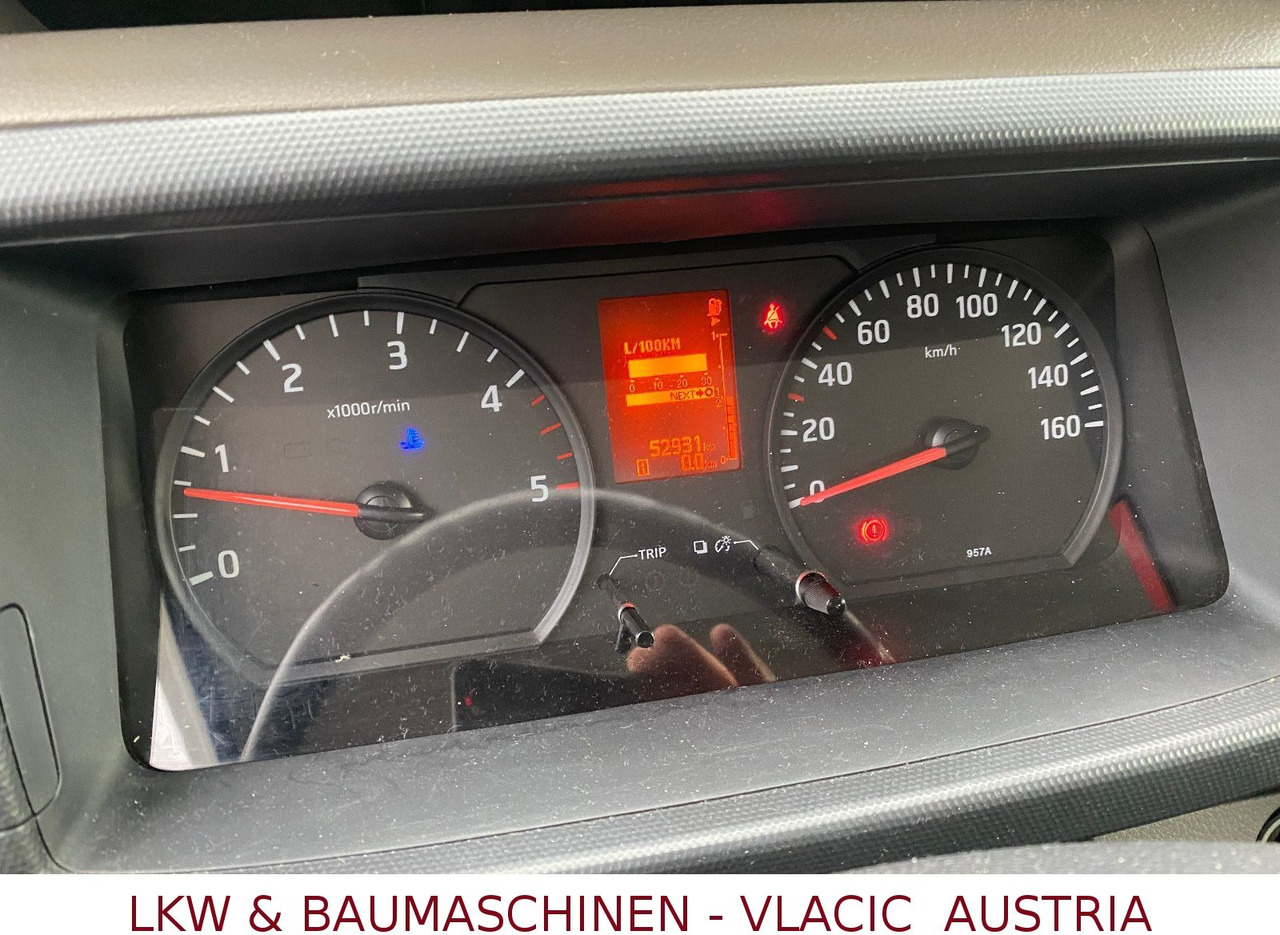 Nissan CABSTAR NT 400 (Ges.Gew.3500 kg) ADR - Lava-kuorma-auto: kuva Nissan CABSTAR NT 400 (Ges.Gew.3500 kg) ADR - Lava-kuorma-auto Nissan CABSTAR NT 400 (Ges.Gew.3500 kg) ADR - Lava-kuorma-auto: kuva Nissan CABSTAR NT 400 (Ges.Gew.3500 kg) ADR - Lava-kuorma-auto