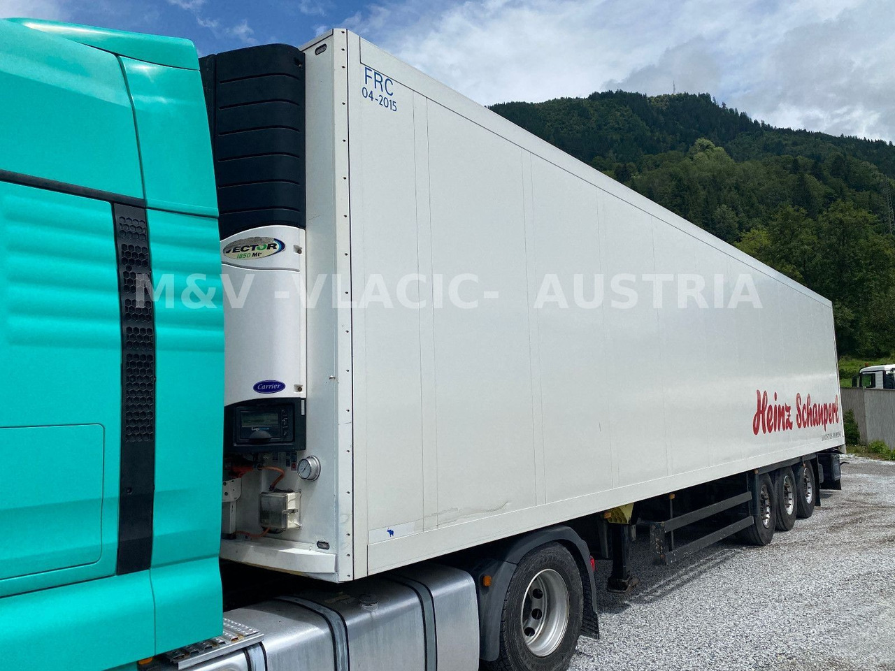 Schmitz Cargobull Kühlkoffer / Carrier 1850 - Refrigeraattori puoliperävaunu: kuva Schmitz Cargobull Kühlkoffer / Carrier 1850 - Refrigeraattori puoliperävaunu Schmitz Cargobull Kühlkoffer / Carrier 1850 - Refrigeraattori puoliperävaunu: kuva Schmitz Cargobull Kühlkoffer / Carrier 1850 - Refrigeraattori puoliperävaunu