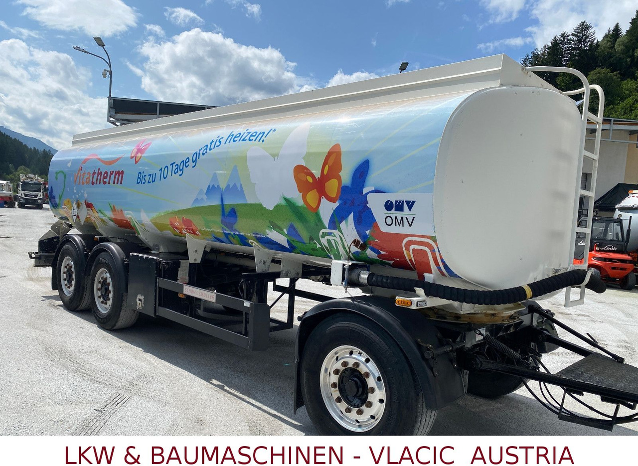 Säiliöperävaunu Schwarzmüller Tank  ADR  Benzin/ Diesel 23430Liter: kuva Säiliöperävaunu Schwarzmüller Tank  ADR  Benzin/ Diesel 23430Liter