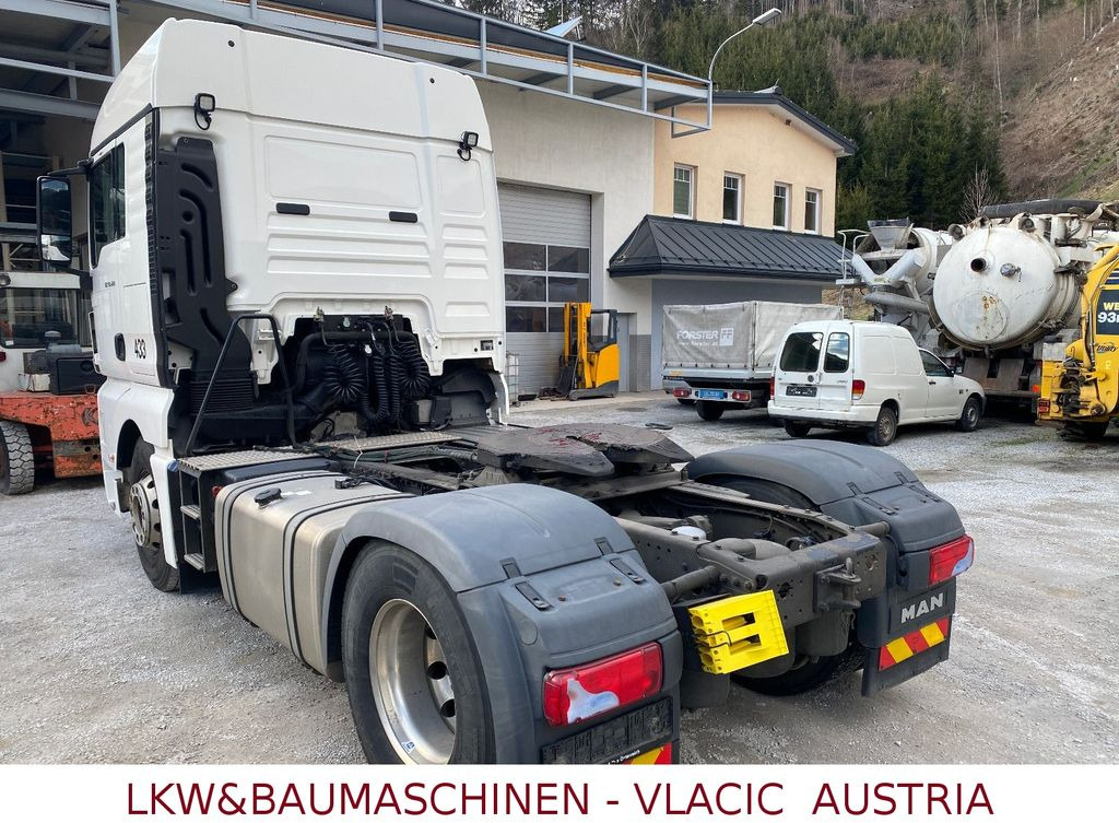 MAN TGX 18.420 (eigengewicht 6939Kg) - Vetopöytäauto: kuva MAN TGX 18.420 (eigengewicht 6939Kg) - Vetopöytäauto MAN TGX 18.420 (eigengewicht 6939Kg) - Vetopöytäauto: kuva MAN TGX 18.420 (eigengewicht 6939Kg) - Vetopöytäauto