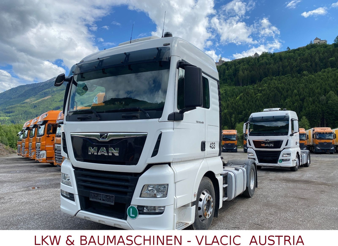 MAN TGX 18.420 (eigengewicht 6939Kg) MAN TGX 18.420 (Eigengewicht 6939 kg) - Vetopöytäauto: kuva MAN TGX 18.420 (eigengewicht 6939Kg) MAN TGX 18.420 (Eigengewicht 6939 kg) - Vetopöytäauto MAN TGX 18.420 (eigengewicht 6939Kg) MAN TGX 18.420 (Eigengewicht 6939 kg) - Vetopöytäauto: kuva MAN TGX 18.420 (eigengewicht 6939Kg) MAN TGX 18.420 (Eigengewicht 6939 kg) - Vetopöytäauto