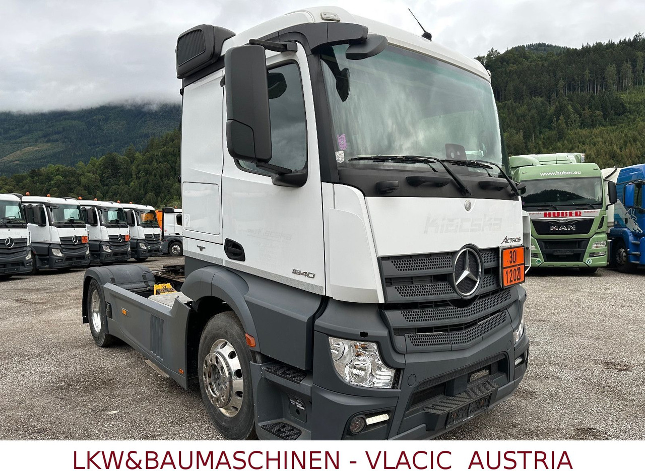 Mercedes-Benz Actros 1840 ADR - Vetopöytäauto: kuva Mercedes-Benz Actros 1840 ADR - Vetopöytäauto Mercedes-Benz Actros 1840 ADR - Vetopöytäauto: kuva Mercedes-Benz Actros 1840 ADR - Vetopöytäauto