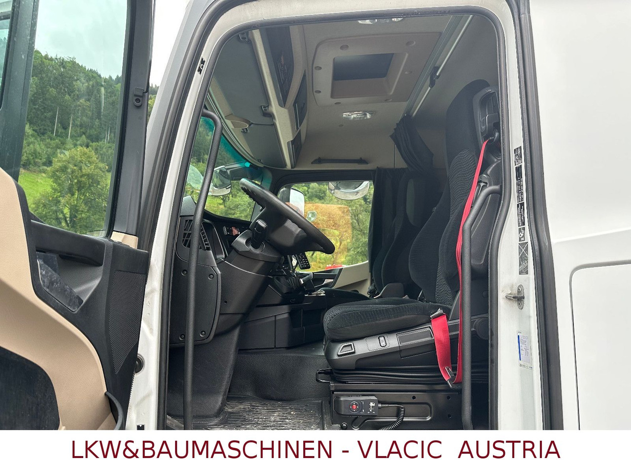 Mercedes-Benz Actros 1840 ADR - Vetopöytäauto: kuva Mercedes-Benz Actros 1840 ADR - Vetopöytäauto Mercedes-Benz Actros 1840 ADR - Vetopöytäauto: kuva Mercedes-Benz Actros 1840 ADR - Vetopöytäauto