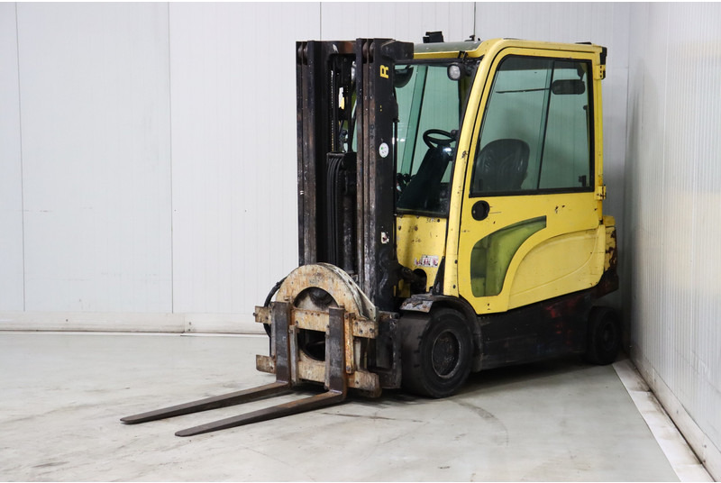 Hyster J2.5XN - Sähkötrukki: kuva Hyster J2.5XN - Sähkötrukki Hyster J2.5XN - Sähkötrukki: kuva Hyster J2.5XN - Sähkötrukki