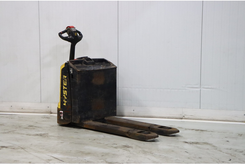 Hyster P1.8 - Haarukkavaunu: kuva Hyster P1.8 - Haarukkavaunu Hyster P1.8 - Haarukkavaunu: kuva Hyster P1.8 - Haarukkavaunu