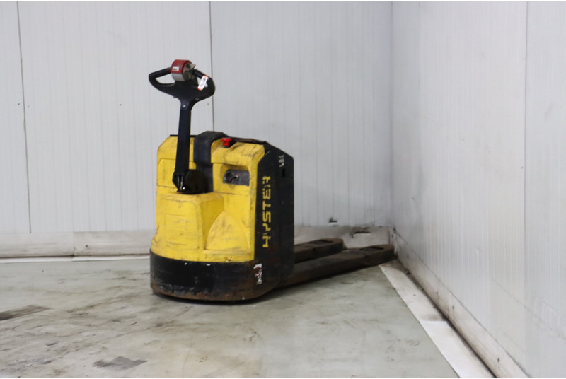 Haarukkavaunu Hyster P1.8: kuva Haarukkavaunu Hyster P1.8 Haarukkavaunu Hyster P1.8: kuva Haarukkavaunu Hyster P1.8