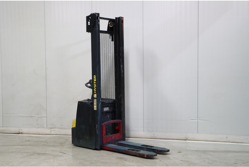 Hyster S1.6 - Pinoamistrukki: kuva Hyster S1.6 - Pinoamistrukki Hyster S1.6 - Pinoamistrukki: kuva Hyster S1.6 - Pinoamistrukki
