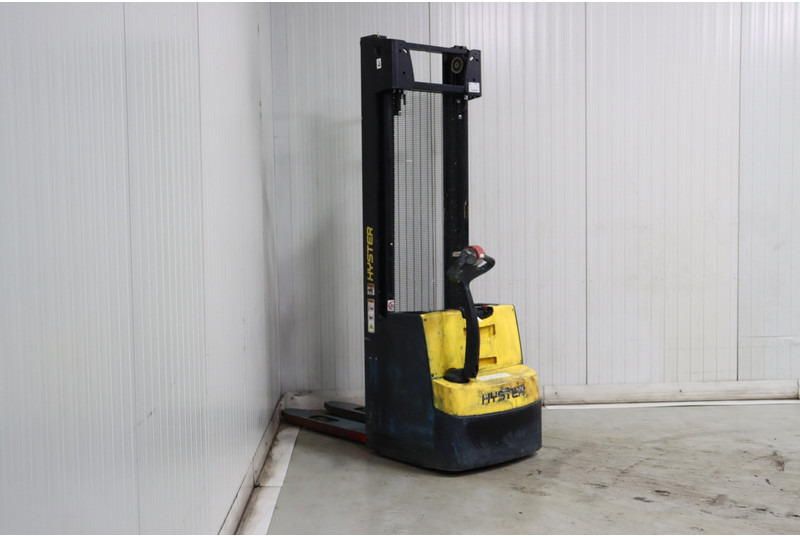 Hyster S1.6 - Pinoamistrukki: kuva Hyster S1.6 - Pinoamistrukki Hyster S1.6 - Pinoamistrukki: kuva Hyster S1.6 - Pinoamistrukki