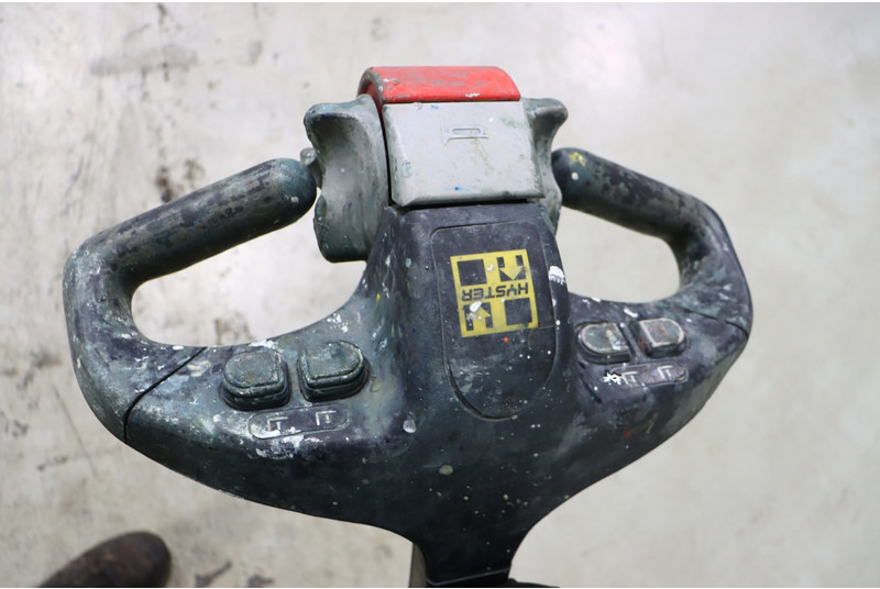 Hyster S1.6 - Pinoamistrukki: kuva Hyster S1.6 - Pinoamistrukki Hyster S1.6 - Pinoamistrukki: kuva Hyster S1.6 - Pinoamistrukki