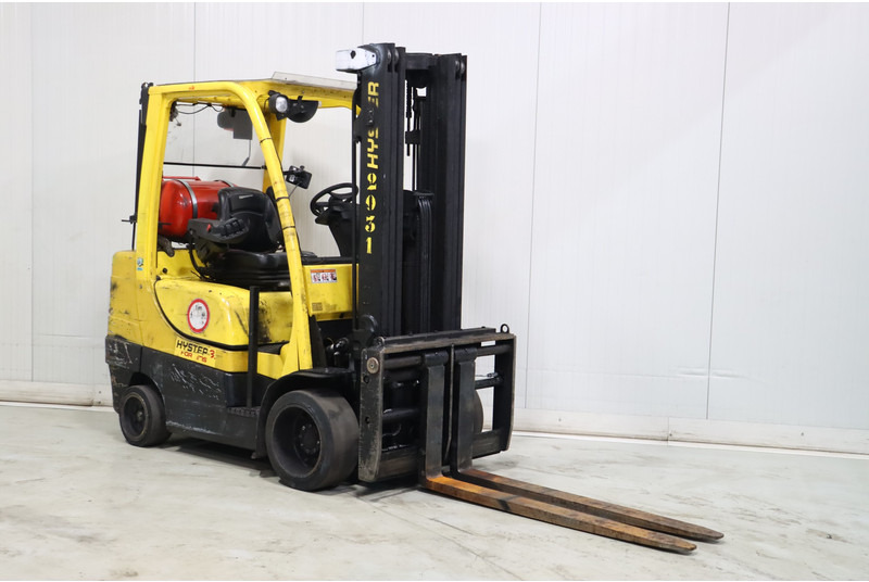 Hyster S3.0FT - Kaasutrukki: kuva Hyster S3.0FT - Kaasutrukki Hyster S3.0FT - Kaasutrukki: kuva Hyster S3.0FT - Kaasutrukki