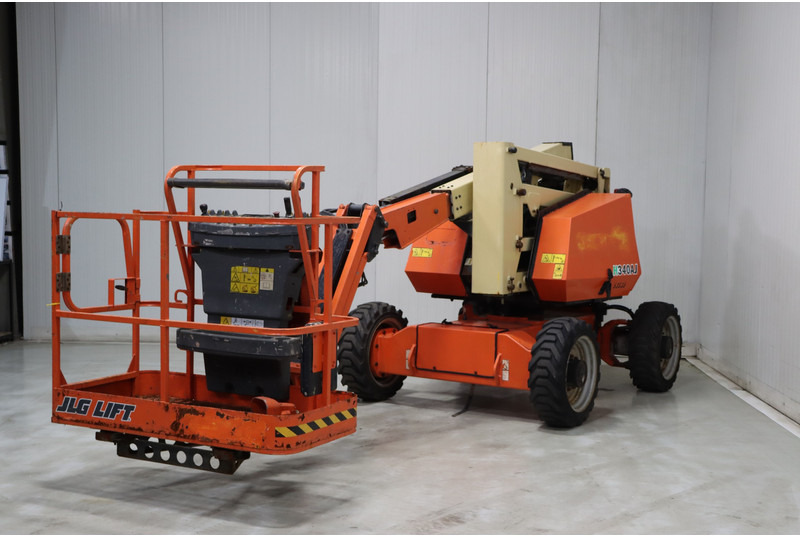 JLG H340AJ - Puomilava: kuva JLG H340AJ - Puomilava JLG H340AJ - Puomilava: kuva JLG H340AJ - Puomilava