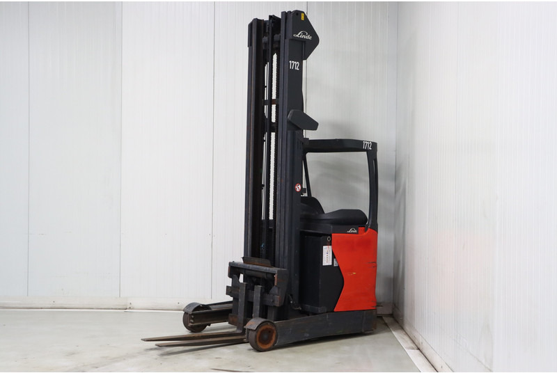 Linde R16-01 - Työntömastotrukki: kuva Linde R16-01 - Työntömastotrukki Linde R16-01 - Työntömastotrukki: kuva Linde R16-01 - Työntömastotrukki