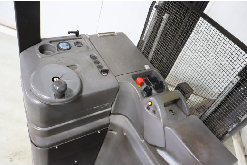 Nissan AJN160 - Työntömastotrukki: kuva Nissan AJN160 - Työntömastotrukki Nissan AJN160 - Työntömastotrukki: kuva Nissan AJN160 - Työntömastotrukki