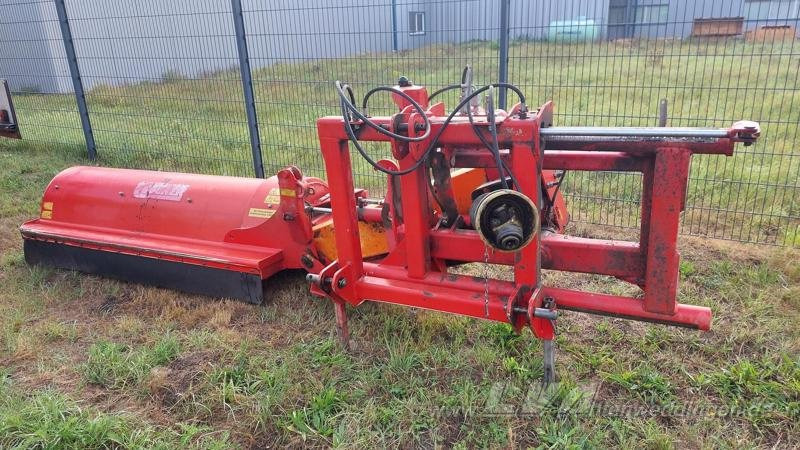 Dücker USM 21 Heck-Seitenmulcher - Piennarmurskain: kuva Dücker USM 21 Heck-Seitenmulcher - Piennarmurskain Dücker USM 21 Heck-Seitenmulcher - Piennarmurskain: kuva Dücker USM 21 Heck-Seitenmulcher - Piennarmurskain