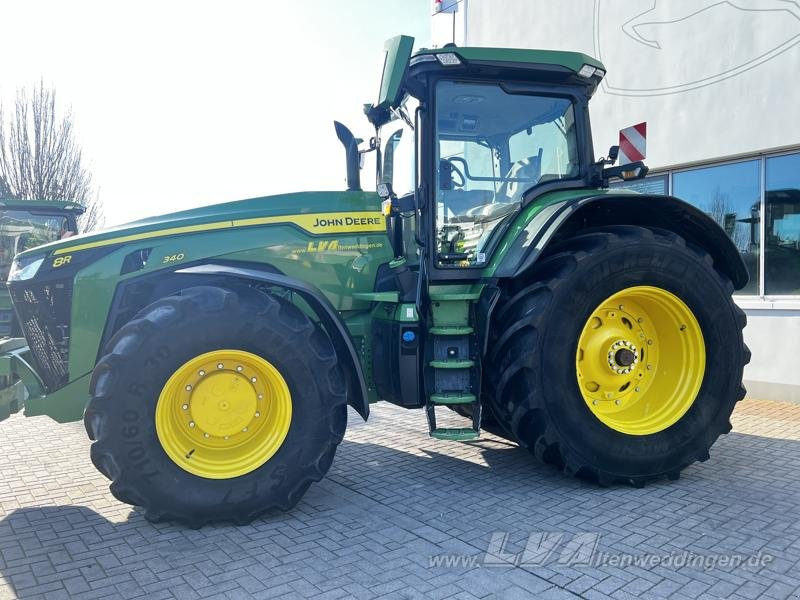 John Deere 8R 340 - Traktori: kuva John Deere 8R 340 - Traktori John Deere 8R 340 - Traktori: kuva John Deere 8R 340 - Traktori