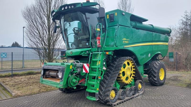 John Deere S790 - Leikkuupuimuri: kuva John Deere S790 - Leikkuupuimuri John Deere S790 - Leikkuupuimuri: kuva John Deere S790 - Leikkuupuimuri
