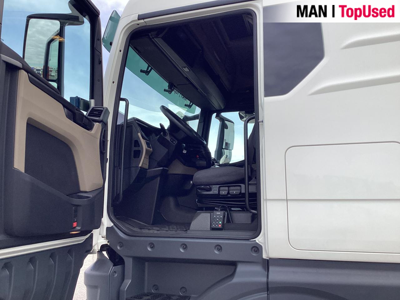 MAN TGX 18.470 4X2 BL SA - Vetopöytäauto: kuva MAN TGX 18.470 4X2 BL SA - Vetopöytäauto MAN TGX 18.470 4X2 BL SA - Vetopöytäauto: kuva MAN TGX 18.470 4X2 BL SA - Vetopöytäauto