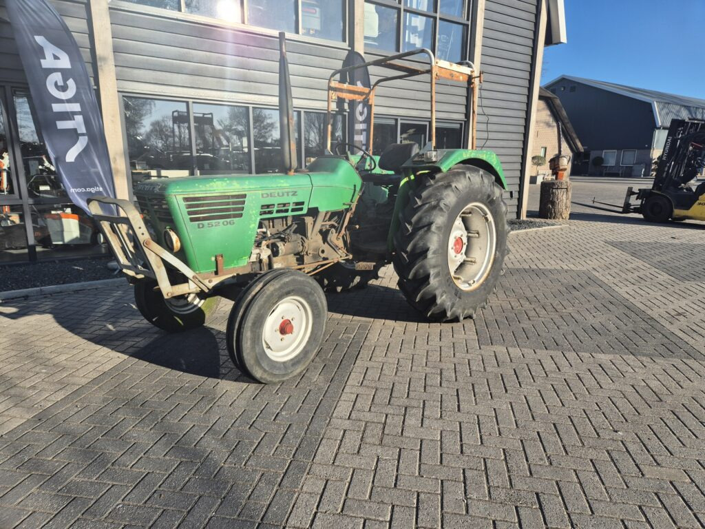 DEUTZ D5206 - Traktori: kuva DEUTZ D5206 - Traktori DEUTZ D5206 - Traktori: kuva DEUTZ D5206 - Traktori