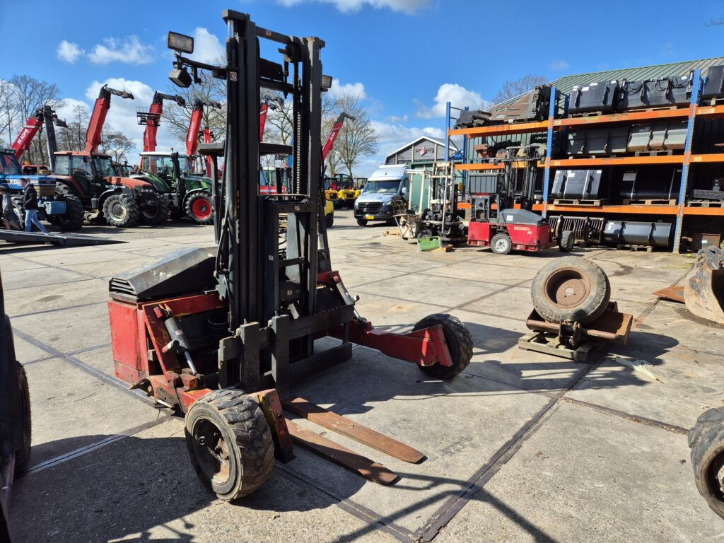 KOOIAAP Z2-3F – 2535 - Dieseltrukki: kuva KOOIAAP Z2-3F – 2535 - Dieseltrukki KOOIAAP Z2-3F – 2535 - Dieseltrukki: kuva KOOIAAP Z2-3F – 2535 - Dieseltrukki