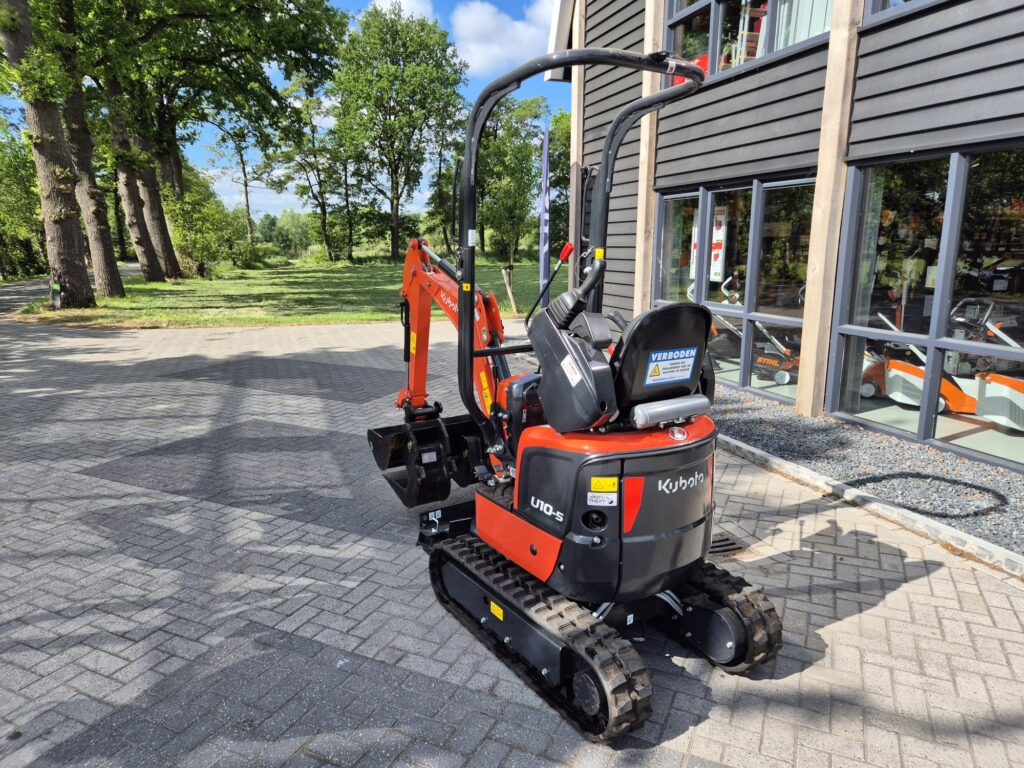 KUBOTA U10-5 - Minikuormaaja: kuva KUBOTA U10-5 - Minikuormaaja KUBOTA U10-5 - Minikuormaaja: kuva KUBOTA U10-5 - Minikuormaaja