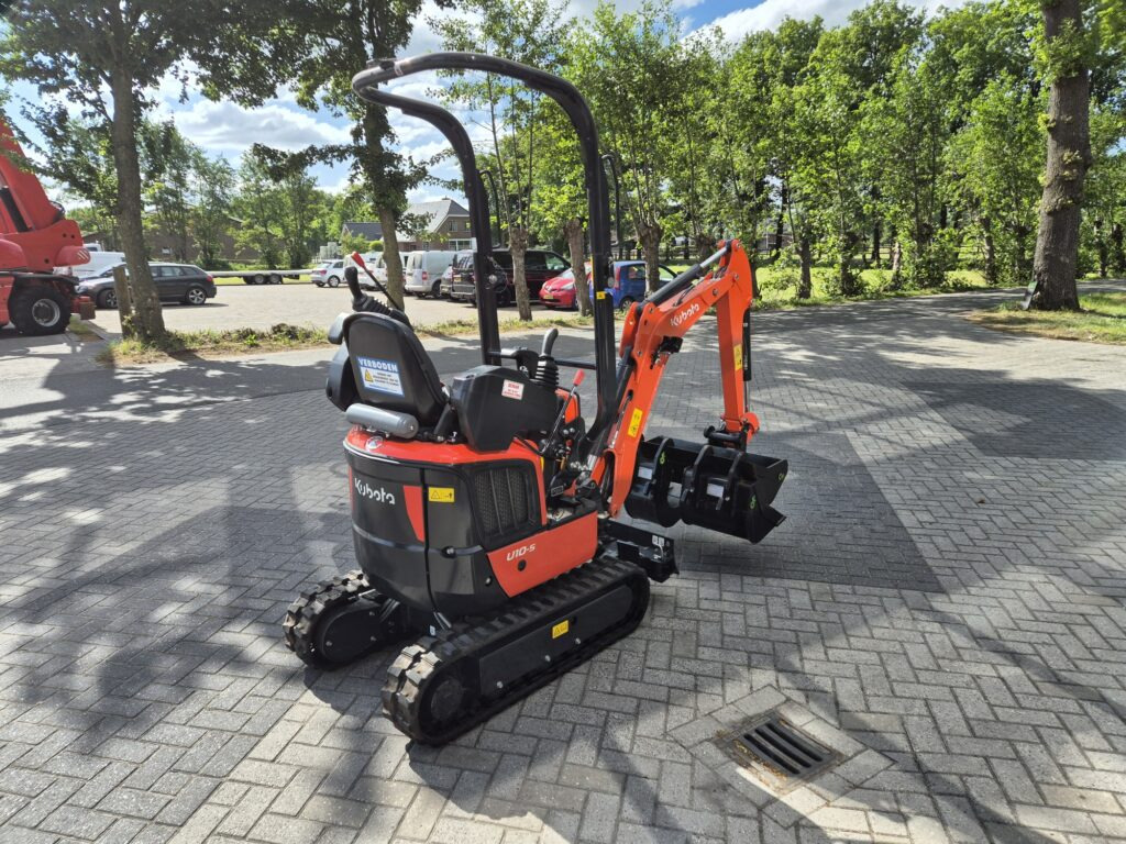 KUBOTA U10-5 - Minikuormaaja: kuva KUBOTA U10-5 - Minikuormaaja KUBOTA U10-5 - Minikuormaaja: kuva KUBOTA U10-5 - Minikuormaaja
