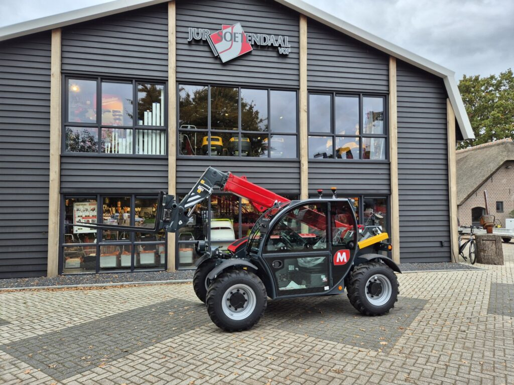 MAGNI TH 3.6 - Kurottaja: kuva MAGNI TH 3.6 - Kurottaja MAGNI TH 3.6 - Kurottaja: kuva MAGNI TH 3.6 - Kurottaja