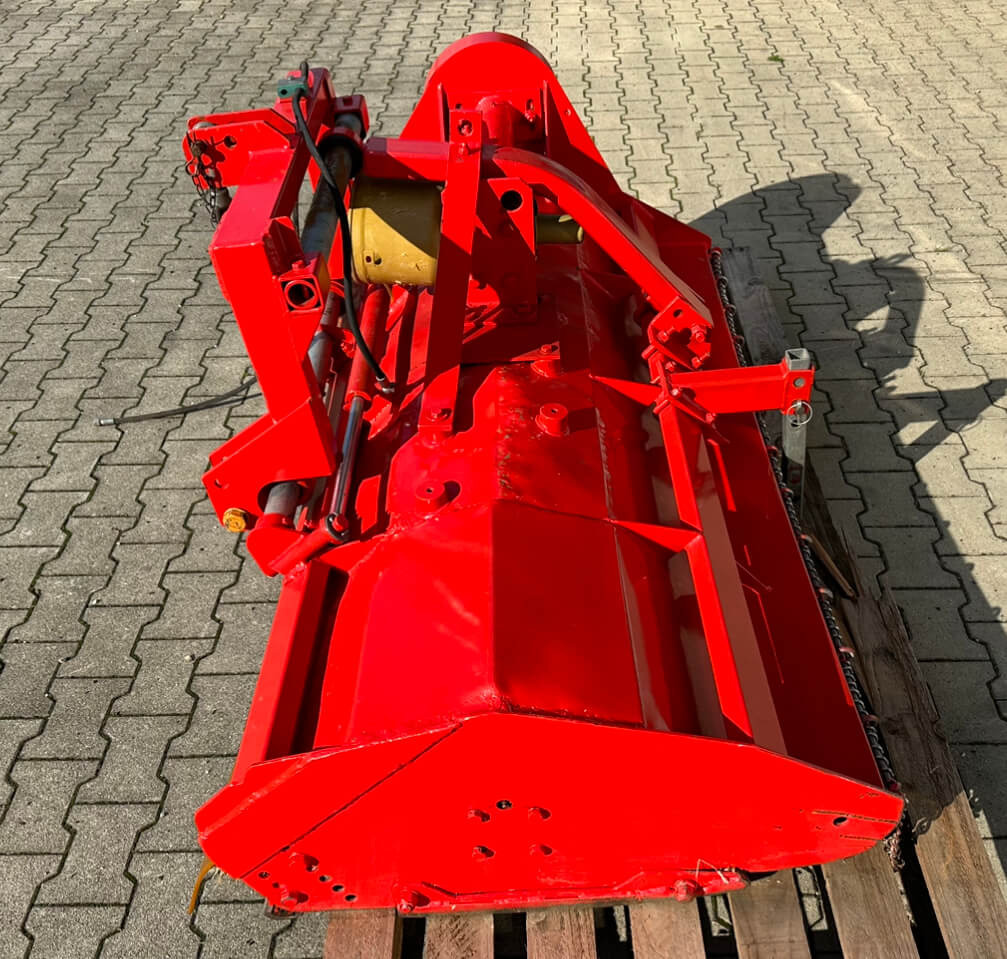 AEBI Frontanbaumulcher 3 Punkt - Kesantomurskain/ Vesakkomurskain: kuva AEBI Frontanbaumulcher 3 Punkt - Kesantomurskain/ Vesakkomurskain AEBI Frontanbaumulcher 3 Punkt - Kesantomurskain/ Vesakkomurskain: kuva AEBI Frontanbaumulcher 3 Punkt - Kesantomurskain/ Vesakkomurskain