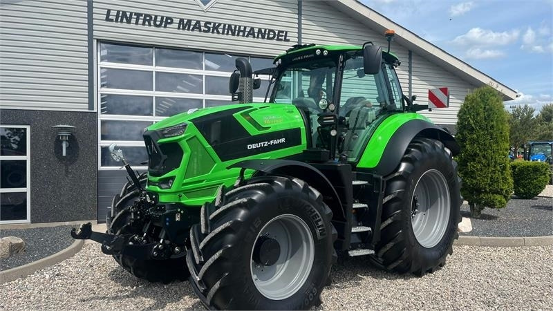 Deutz-fahr Agrotron 8280 TTV Stage V Warrior med fuld affjedr  - Traktori: kuva Deutz-fahr Agrotron 8280 TTV Stage V Warrior med fuld affjedr  - Traktori Deutz-fahr Agrotron 8280 TTV Stage V Warrior med fuld affjedr  - Traktori: kuva Deutz-fahr Agrotron 8280 TTV Stage V Warrior med fuld affjedr  - Traktori