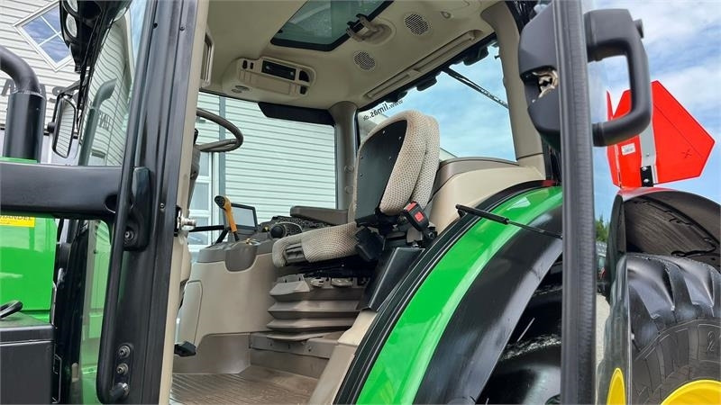 John Deere 6135R Krybegear, frontlift, TLS Affjedret foraksel - Traktori: kuva John Deere 6135R Krybegear, frontlift, TLS Affjedret foraksel - Traktori John Deere 6135R Krybegear, frontlift, TLS Affjedret foraksel - Traktori: kuva John Deere 6135R Krybegear, frontlift, TLS Affjedret foraksel - Traktori