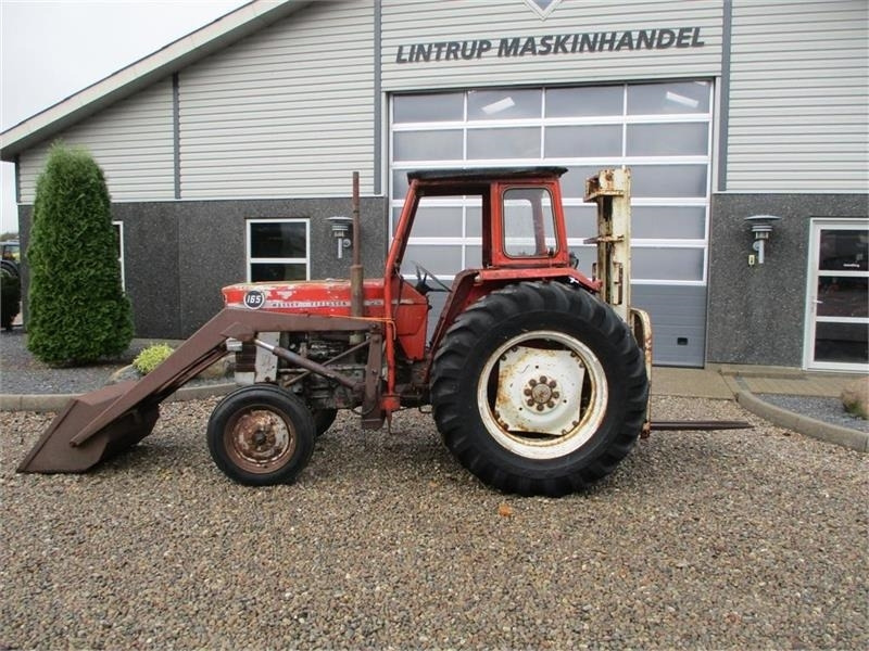 Massey Ferguson 165 Med Trucktårn og Frontlæsser - Traktori: kuva Massey Ferguson 165 Med Trucktårn og Frontlæsser - Traktori Massey Ferguson 165 Med Trucktårn og Frontlæsser - Traktori: kuva Massey Ferguson 165 Med Trucktårn og Frontlæsser - Traktori