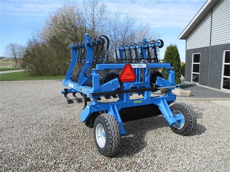 Namyslo Tiger 620 med hydraulisk lammelplanke / plannerpla - Jyrä - maanviljely: kuva Namyslo Tiger 620 med hydraulisk lammelplanke / plannerpla - Jyrä - maanviljely Namyslo Tiger 620 med hydraulisk lammelplanke / plannerpla - Jyrä - maanviljely: kuva Namyslo Tiger 620 med hydraulisk lammelplanke / plannerpla - Jyrä - maanviljely