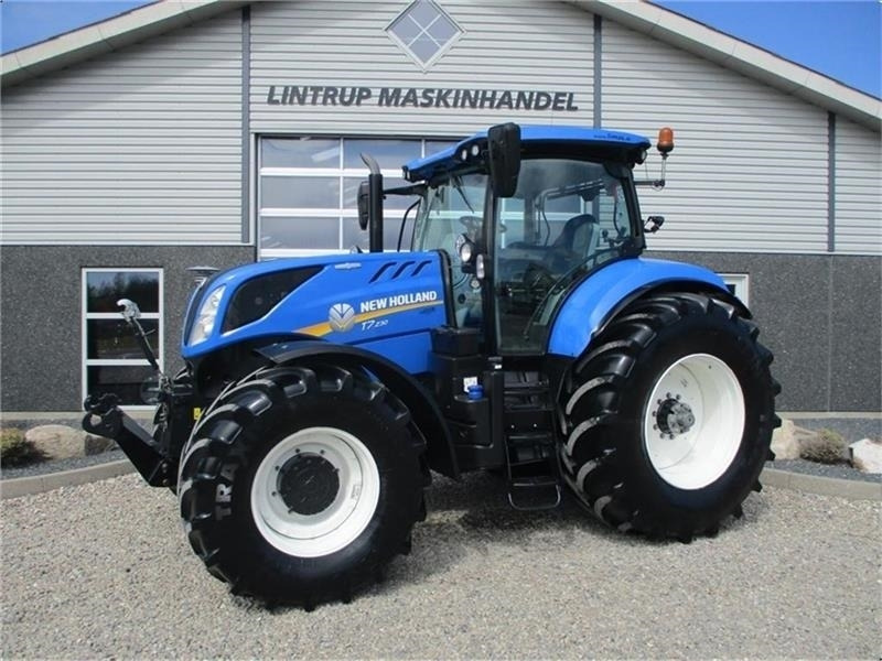New Holland T7.230 AutoCommand, meget velholdt traktor - Traktori: kuva New Holland T7.230 AutoCommand, meget velholdt traktor - Traktori New Holland T7.230 AutoCommand, meget velholdt traktor - Traktori: kuva New Holland T7.230 AutoCommand, meget velholdt traktor - Traktori