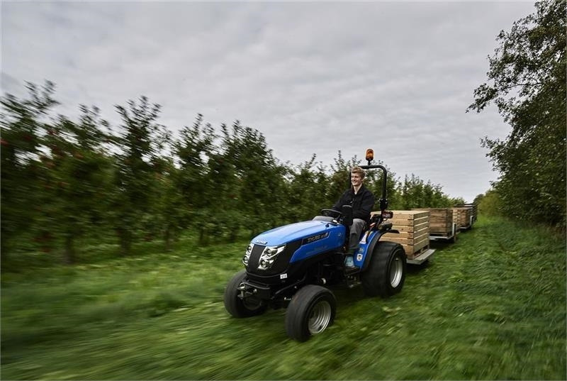 Solis Ny kompakt traktor til små penge - Kunnan traktori: kuva Solis Ny kompakt traktor til små penge - Kunnan traktori Solis Ny kompakt traktor til små penge - Kunnan traktori: kuva Solis Ny kompakt traktor til små penge - Kunnan traktori