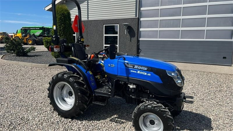 Kunnan traktori Solis S26 6+2 Gearmaskine med Servostyring og brede trak: kuva Kunnan traktori Solis S26 6+2 Gearmaskine med Servostyring og brede trak