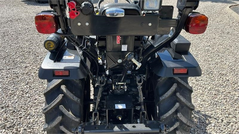 Solis S26 6+2 gearmaskine Limited Edition i sort med bre - Kunnan traktori: kuva Solis S26 6+2 gearmaskine Limited Edition i sort med bre - Kunnan traktori Solis S26 6+2 gearmaskine Limited Edition i sort med bre - Kunnan traktori: kuva Solis S26 6+2 gearmaskine Limited Edition i sort med bre - Kunnan traktori