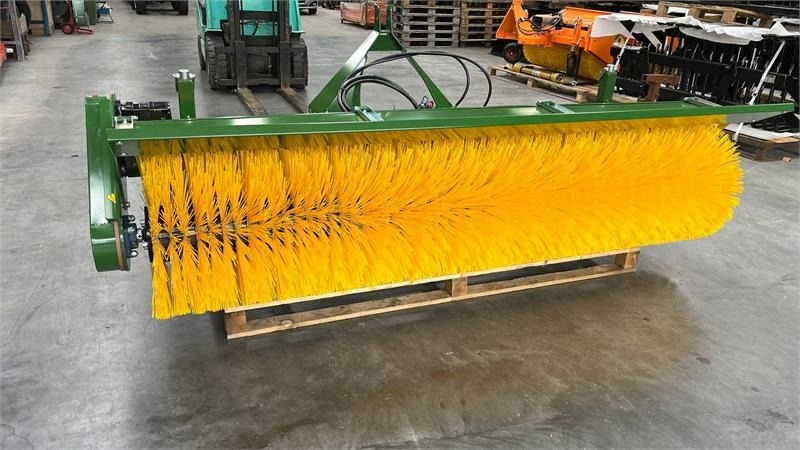 Thyregod TK 2800 med nylon børster og hydraulisk sving. bre - Harjakone: kuva Thyregod TK 2800 med nylon børster og hydraulisk sving. bre - Harjakone Thyregod TK 2800 med nylon børster og hydraulisk sving. bre - Harjakone: kuva Thyregod TK 2800 med nylon børster og hydraulisk sving. bre - Harjakone