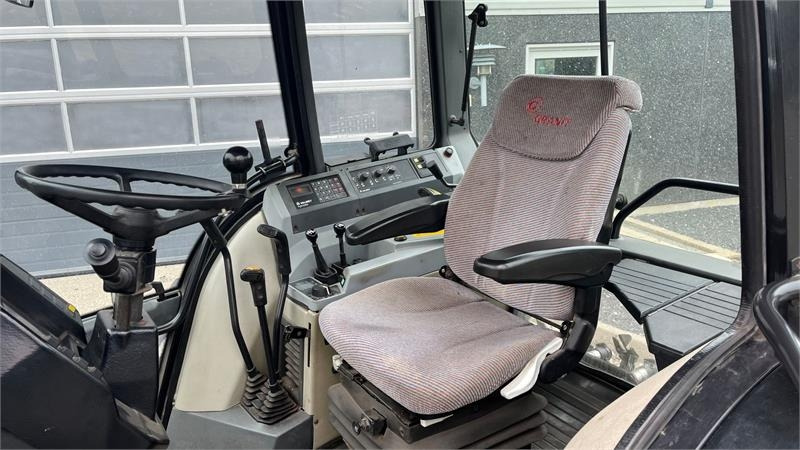 Valmet 6300 Evt. med tvillinghjul hele vejen rundt - Traktori: kuva Valmet 6300 Evt. med tvillinghjul hele vejen rundt - Traktori Valmet 6300 Evt. med tvillinghjul hele vejen rundt - Traktori: kuva Valmet 6300 Evt. med tvillinghjul hele vejen rundt - Traktori