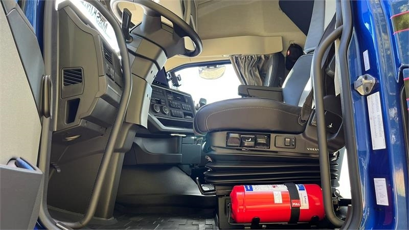 Volvo FH 540 Globetrotter XL, fuld luft affjedring og Al - Vetopöytäauto: kuva Volvo FH 540 Globetrotter XL, fuld luft affjedring og Al - Vetopöytäauto Volvo FH 540 Globetrotter XL, fuld luft affjedring og Al - Vetopöytäauto: kuva Volvo FH 540 Globetrotter XL, fuld luft affjedring og Al - Vetopöytäauto