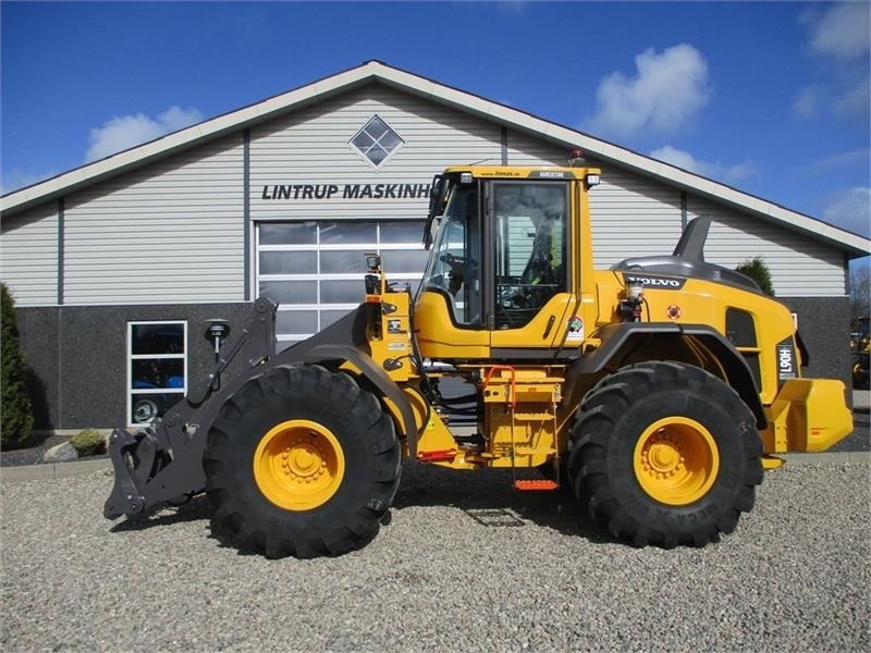 Volvo L90H H2 AGRICULTURE Dansk-maskine, Co-Pilot, LANG- - Pyöräkuormaaja: kuva Volvo L90H H2 AGRICULTURE Dansk-maskine, Co-Pilot, LANG- - Pyöräkuormaaja Volvo L90H H2 AGRICULTURE Dansk-maskine, Co-Pilot, LANG- - Pyöräkuormaaja: kuva Volvo L90H H2 AGRICULTURE Dansk-maskine, Co-Pilot, LANG- - Pyöräkuormaaja
