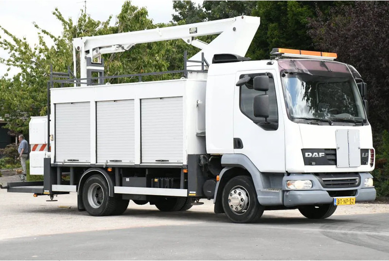 DAF LF 45.160 ARBEITSBUHNE/SKYWORKER/HOOGWERKER!!EURO4!! CUSTERS!! - Kuorma-auto: kuva DAF LF 45.160 ARBEITSBUHNE/SKYWORKER/HOOGWERKER!!EURO4!! CUSTERS!! - Kuorma-auto DAF LF 45.160 ARBEITSBUHNE/SKYWORKER/HOOGWERKER!!EURO4!! CUSTERS!! - Kuorma-auto: kuva DAF LF 45.160 ARBEITSBUHNE/SKYWORKER/HOOGWERKER!!EURO4!! CUSTERS!! - Kuorma-auto
