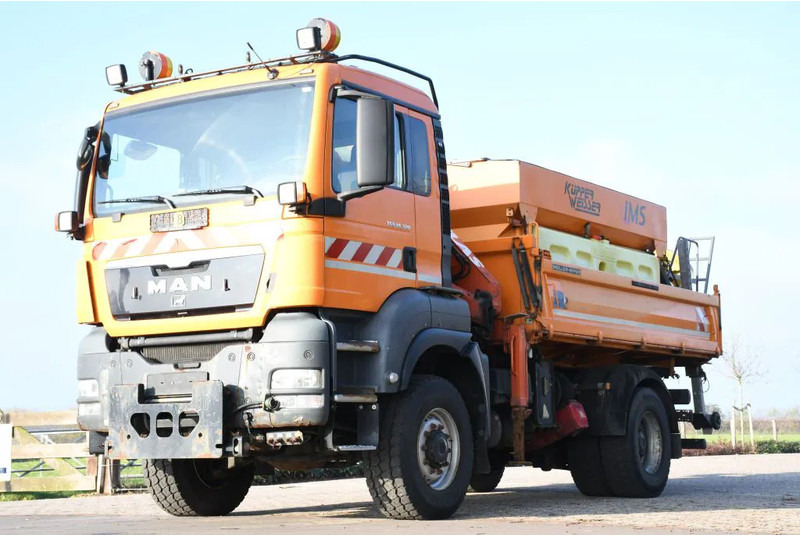 MAN TGS 18.320 4x4!! KRAN/!!!WINTERDIENST/DREISEITENKIPPER!!KOMMUNAL/KLIMA!! - Kippiauto kuorma-auto, Nosturiauto: kuva MAN TGS 18.320 4x4!! KRAN/!!!WINTERDIENST/DREISEITENKIPPER!!KOMMUNAL/KLIMA!! - Kippiauto kuorma-auto, Nosturiauto MAN TGS 18.320 4x4!! KRAN/!!!WINTERDIENST/DREISEITENKIPPER!!KOMMUNAL/KLIMA!! - Kippiauto kuorma-auto, Nosturiauto: kuva MAN TGS 18.320 4x4!! KRAN/!!!WINTERDIENST/DREISEITENKIPPER!!KOMMUNAL/KLIMA!! - Kippiauto kuorma-auto, Nosturiauto